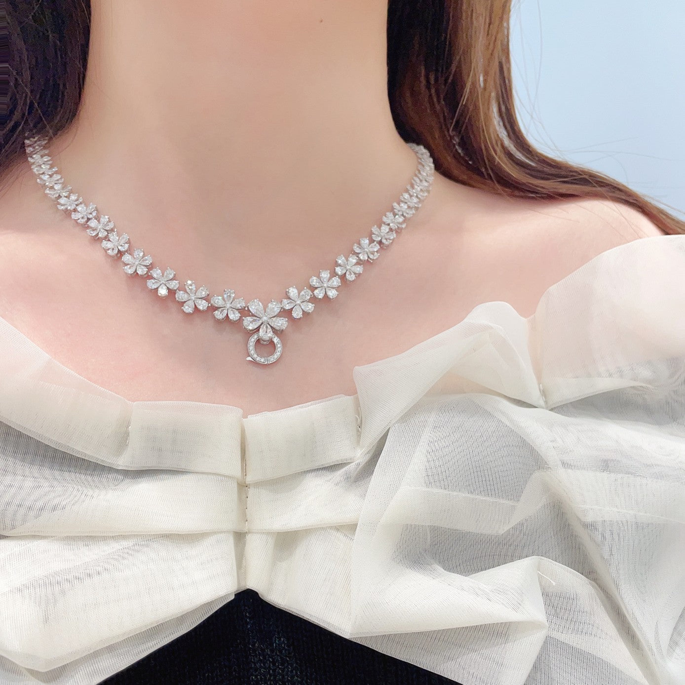 18K Diamond Five-Flower Gradient Fully-Embedded Versatile Pendant Necklace - White Diamond Chain