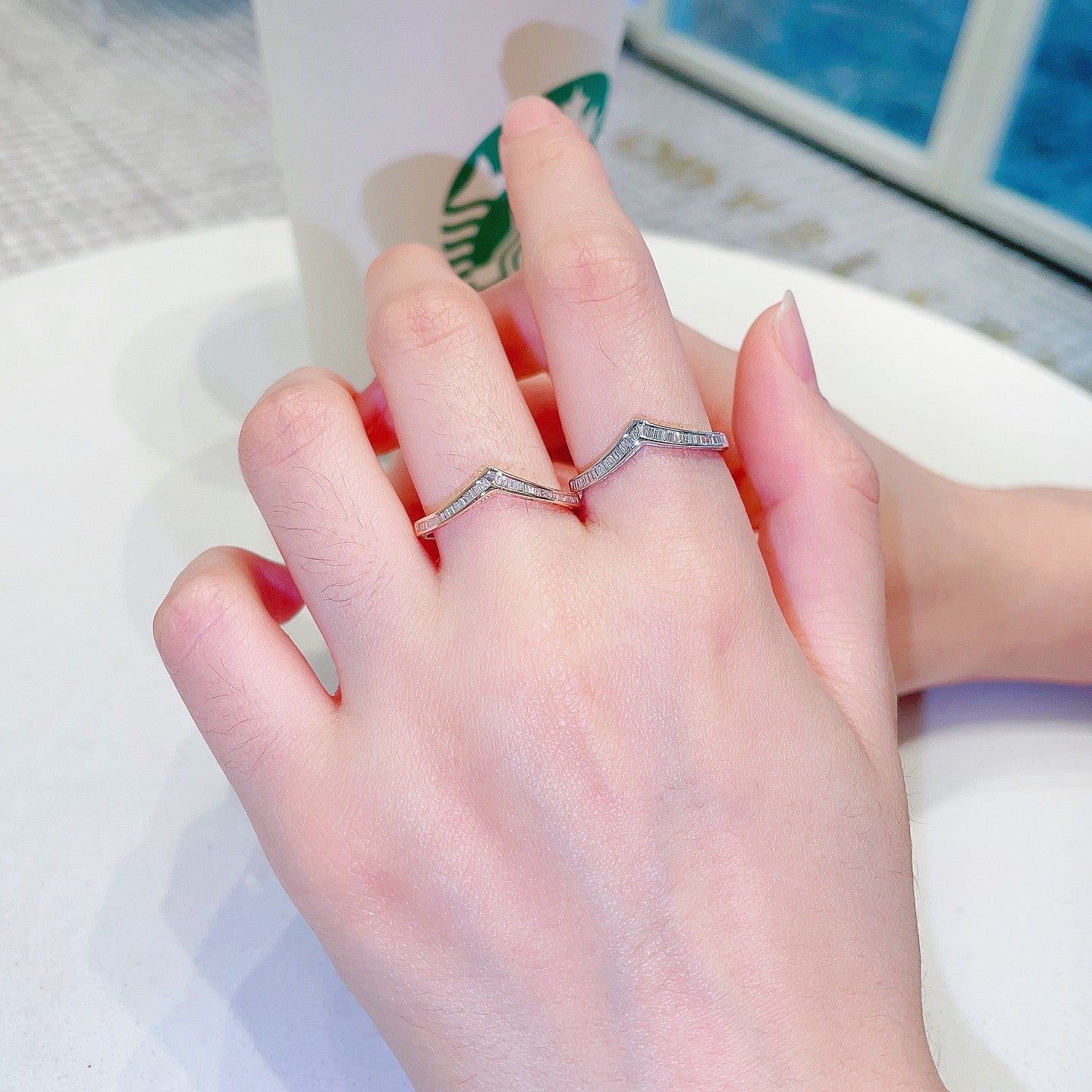 18K Diamond Ring - Exquisite Jewelry Piece - White Diamond Ring