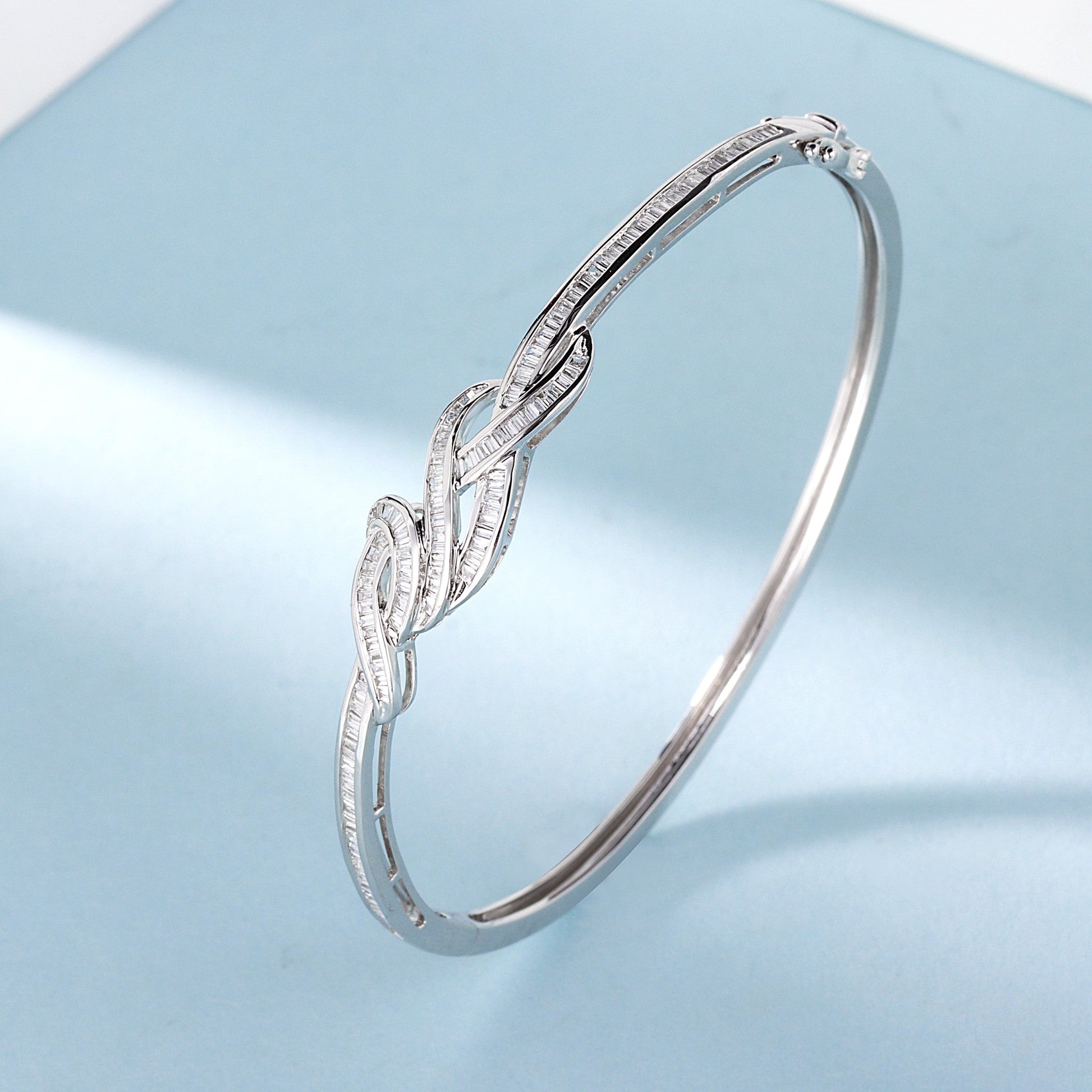 18K Diamond Step-Cut Swirl Bracelet - Exquisite Jewelry Piece - White Diamond Bracelet