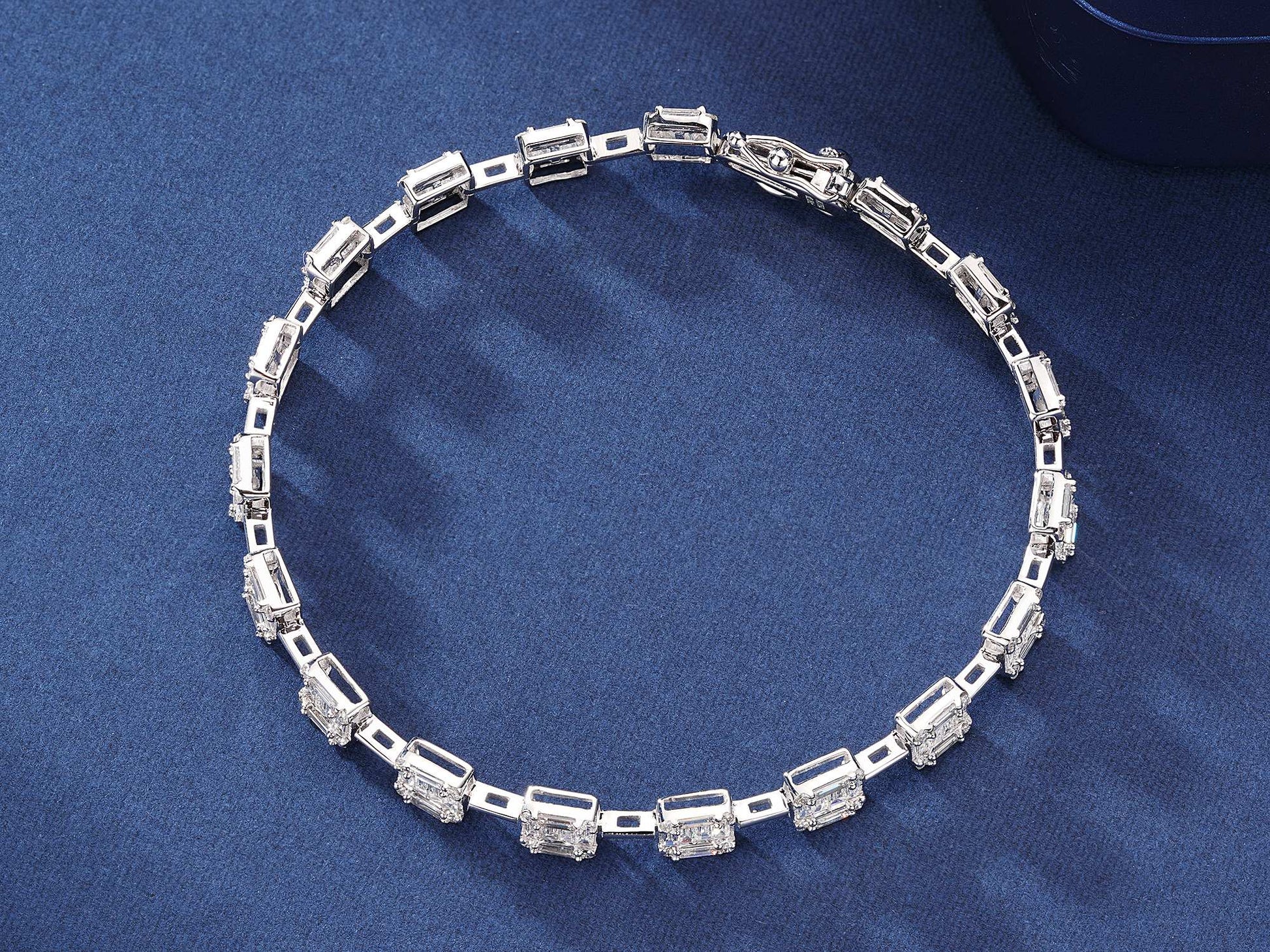18K Diamond Sugar Cube Bracelet - Exquisite Jewelry Piece - White Diamond Bracelet