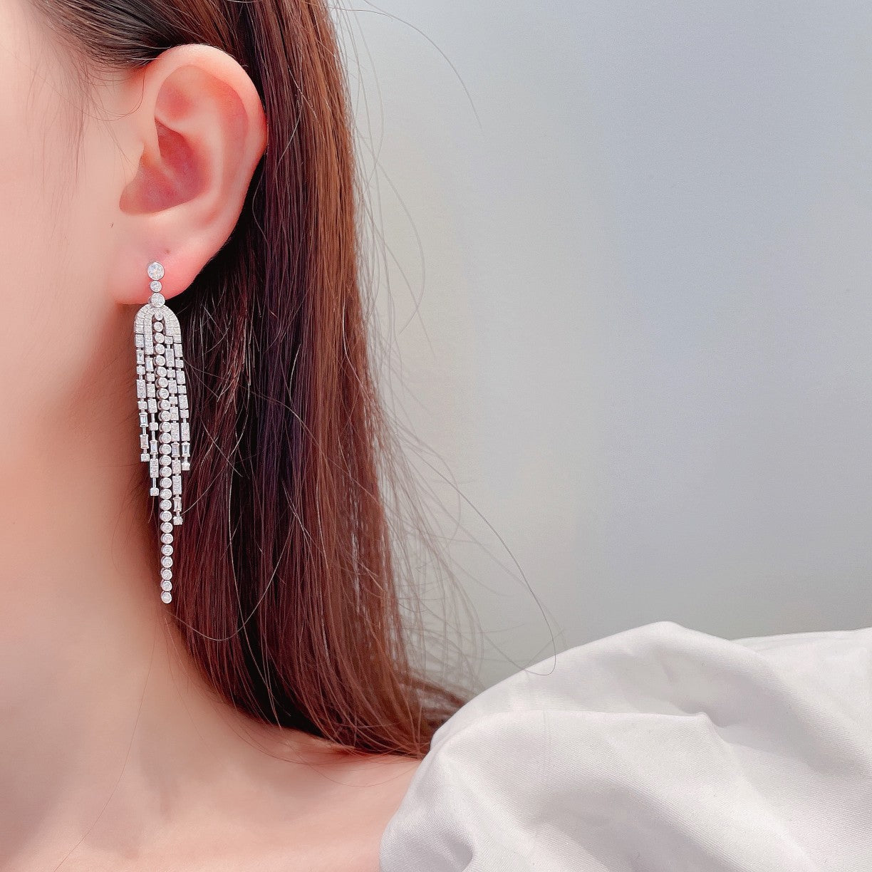 18K Diamond Tassel Earrings - Luxurious Jewelry Piece Jeweler.Jewelry