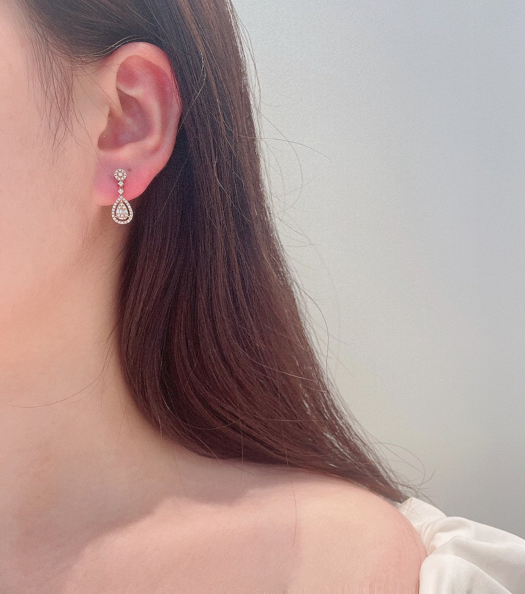 18K Diamond Waterdrop Earrings - Luxurious Jewelry Piece Jeweler.Jewelry