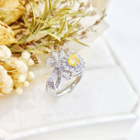 18K Gold Diamond Bowknot Ring - Elegant Jewelry Choice - Yellow Diamond Ring