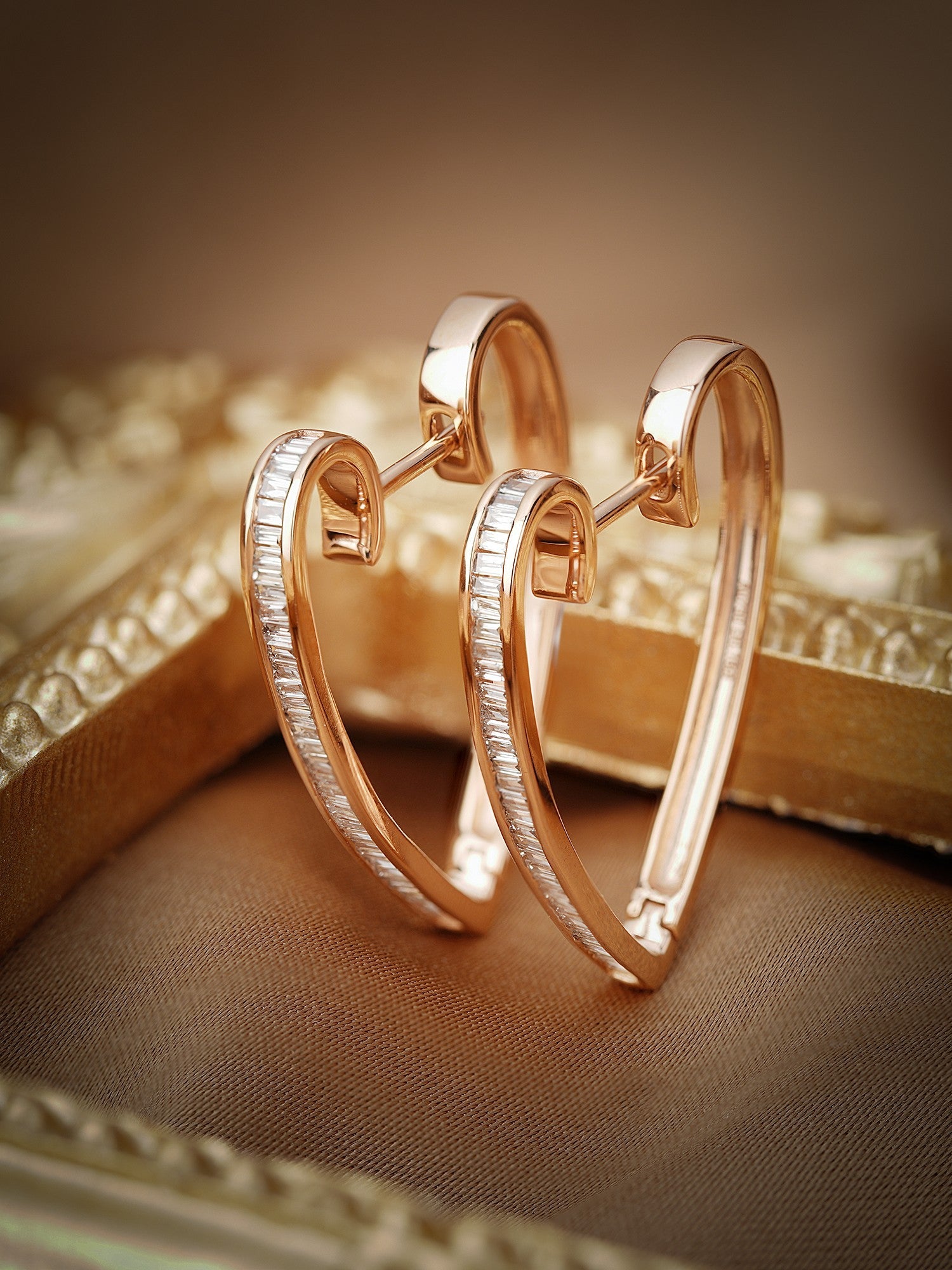 18K Heart-Shaped Hollow Ear Clips Jewelry Jeweler.Jewelry