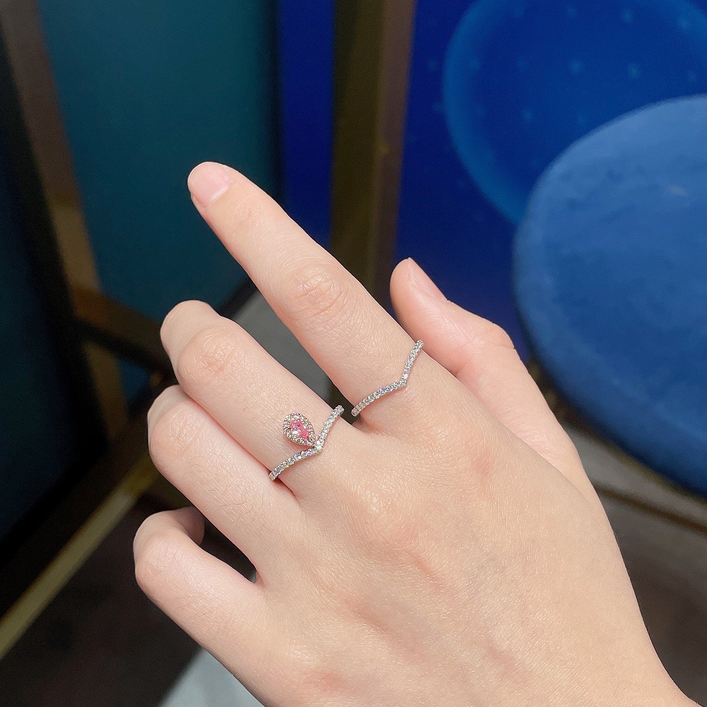 18K Pink Diamond Double V Two-Way Wearable Ring - Exquisite Jewelry - Pink Diamond Ring