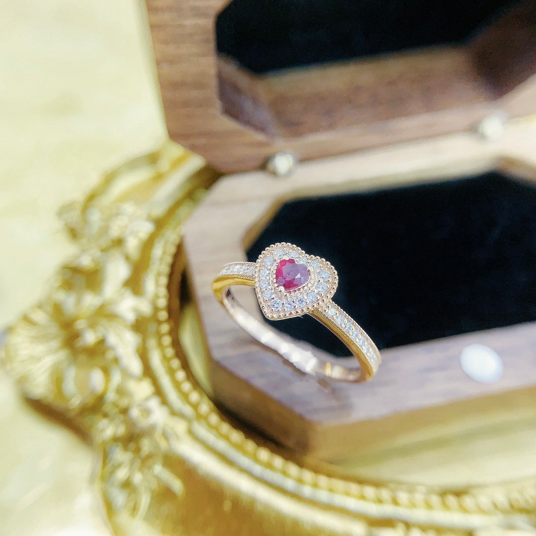 18K Red Gemstone Heart-Shaped Beaded Edge Ring - Luxurious Jewelry - Red Treasure Ring