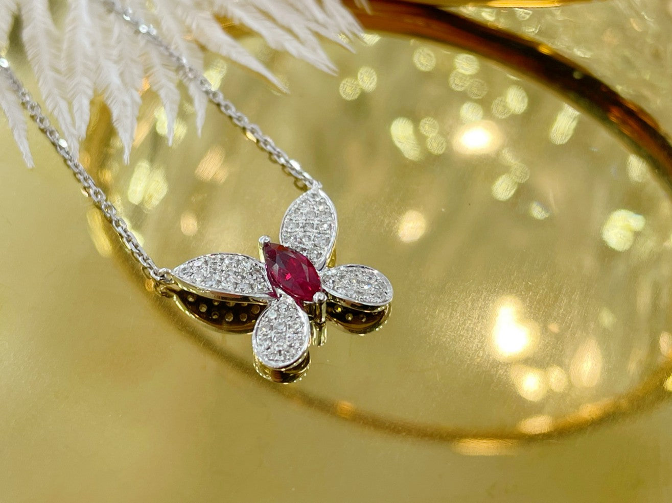 18K Rose Gold Red Agate Butterfly Pendant Jewelry - Red Treasure Necklace
