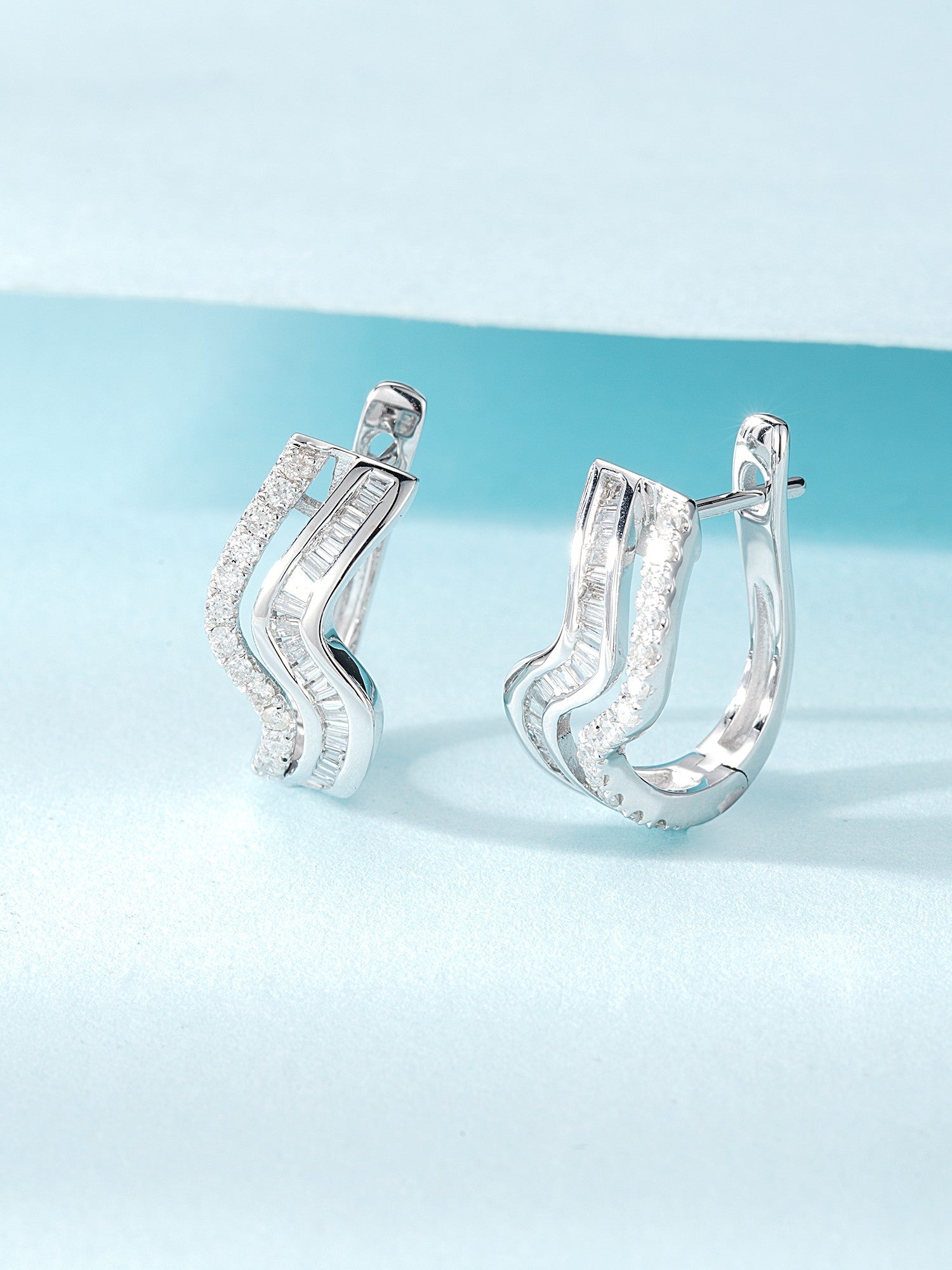 18K💎弯形耳钉 Jeweler.Jewelry