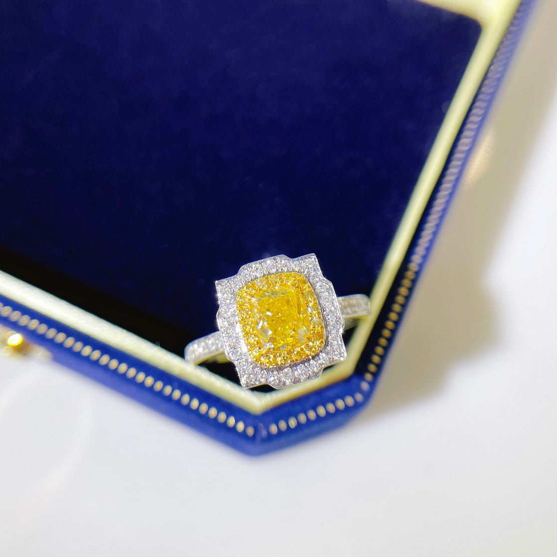 18K Yellow Gold Diamond Cushion-Cut Ocean Wave Ring with AGL Certificate - Yellow Diamond Ring