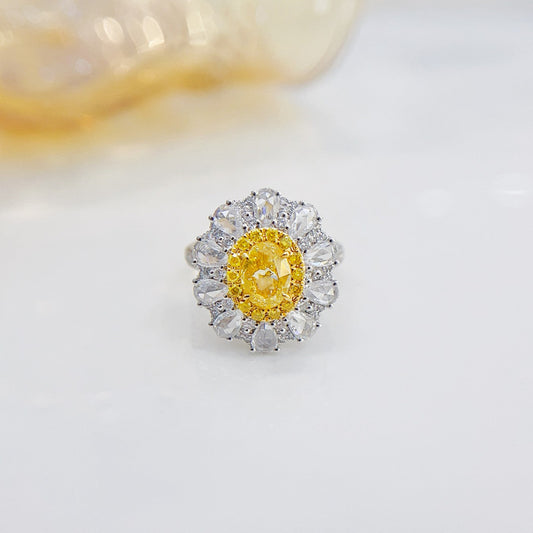 18K Yellow Gold Diamond Ellipse Luxury Two-Way Wear Jewelry - Yellow Diamond Ring