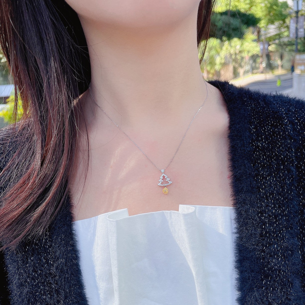 18K Yellow Gold Diamond Heart-Shaped Christmas Tree Pendant Jewelry - Yellow Diamond Necklace