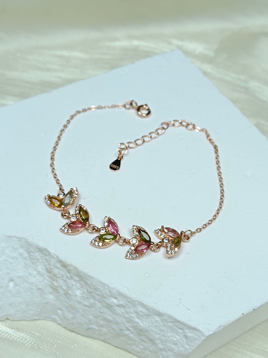 S925 Sølv Embedded Candy-farget Bixite-armbånd - Elegante og allsidige smykker