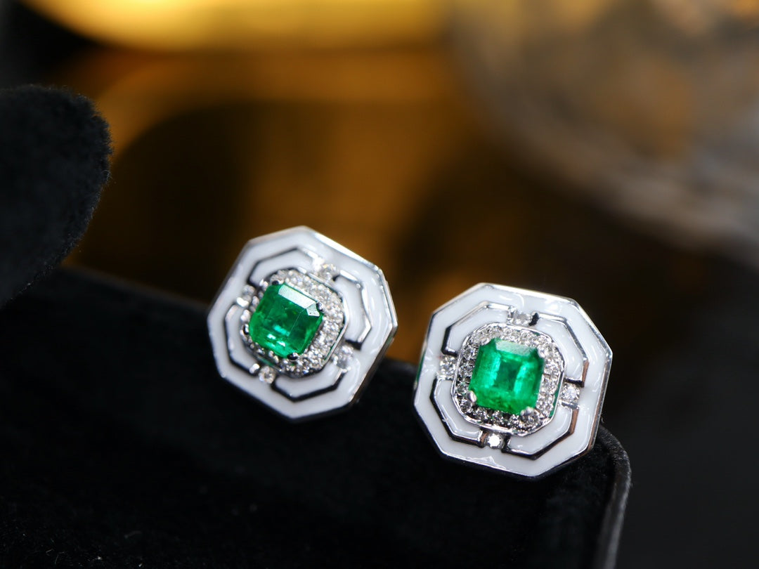 Brincos de esmeralda Panjshir - joia elegante e versátil