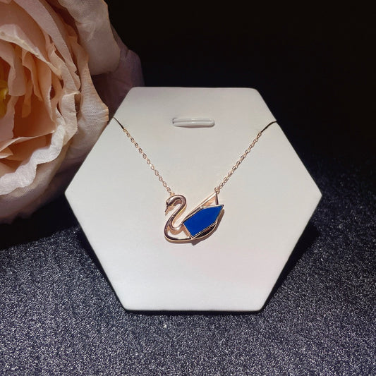 Embrassez chaque jour avec joie 💛 - Pendentif en ambre bleu dominicain intégré en or 18 carats