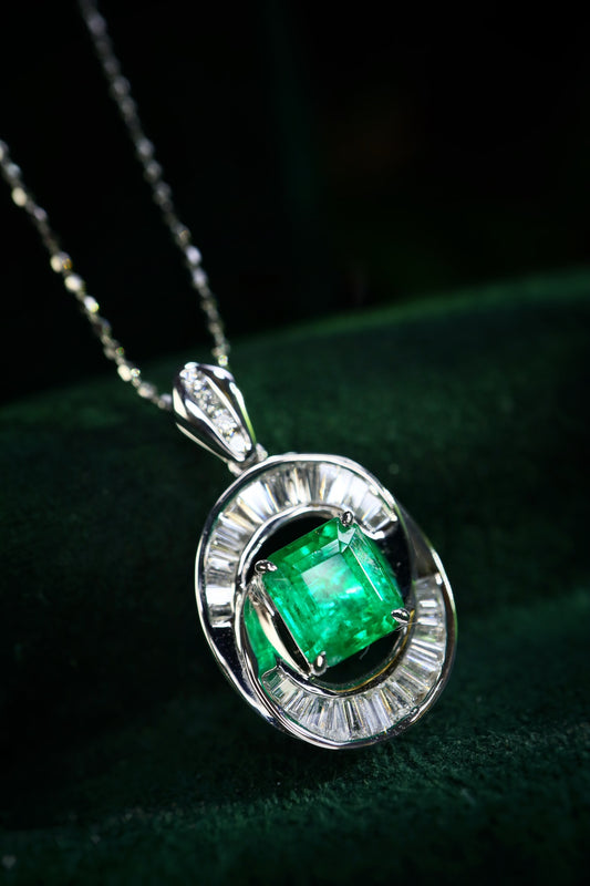 Colgante de esmeralda Panjshir: joyería premium para un brillo irresistible
