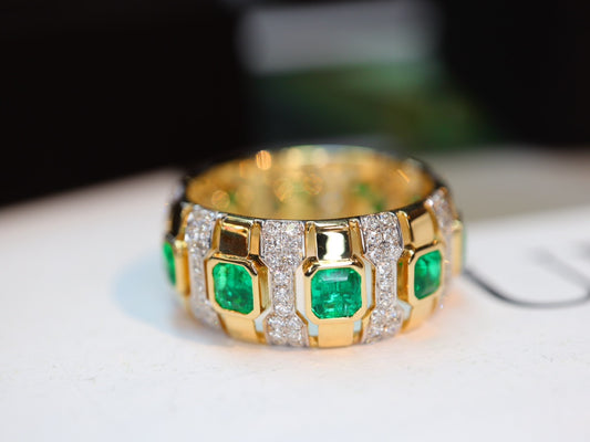 Vintage-inspiriertes Smaragdring-Set mit Gildenzertifikat