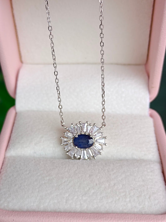Natural Sapphire Evil Eye Pendant - Håndlagde tyrkiske beskyttelsessmykker