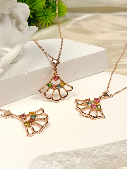 Collana "Abito da principessa" con tormalina incastonata in argento S925 - Ciondolo d'amore estivo
