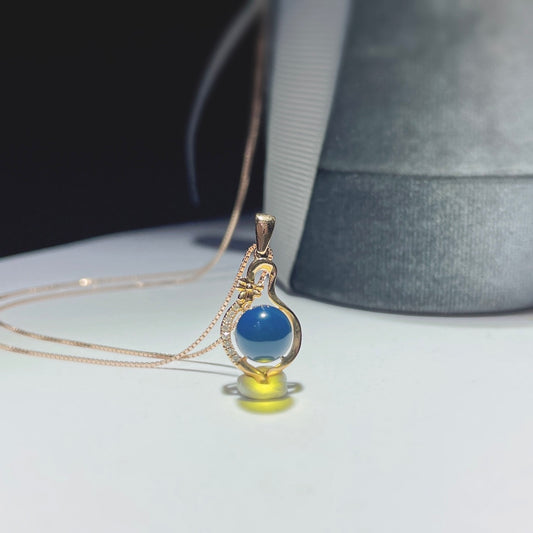Pendentif en ambre bleu dominicain intégré en or 18 carats - Bijoux élégants pour les rêves d'automne