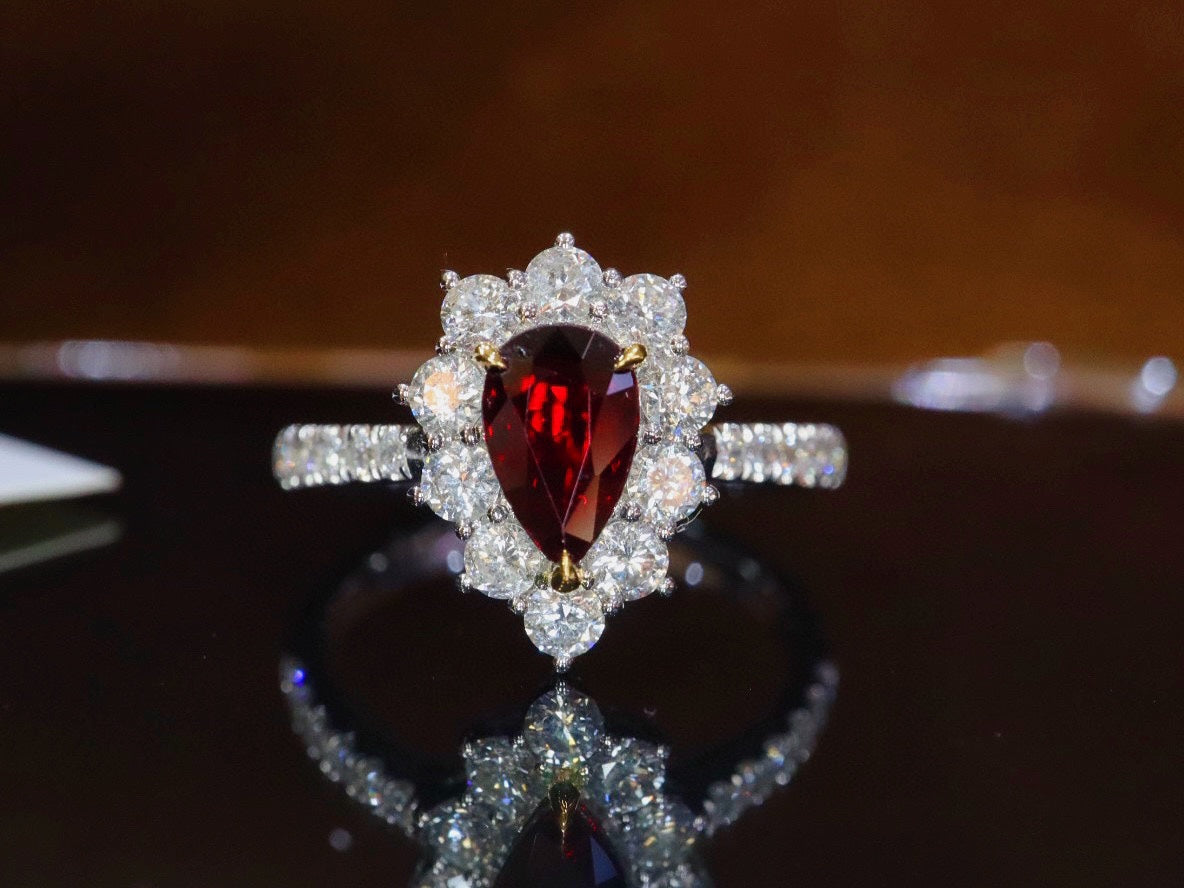 Exquisiter, ungewärmter Rubinring – taubenblutroter Schmuck