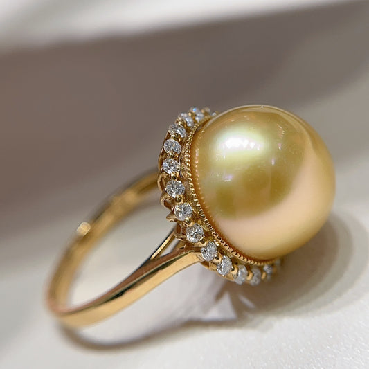 Luxurious 18K Gold Jewelry with Natural South Sea Golden Pearl