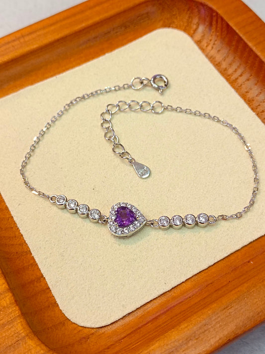 Elegant S925 sterlingsølv hjerteformet ametyst innebygd armbånd - Fasjonable og allsidige high-end smykker