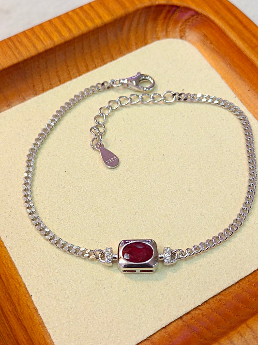 S925 Silver Handcrafted Ruby Embedded Bracelet - Exquisite Jewelry
