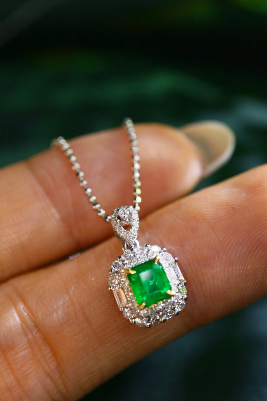 Colgante premium "Victory" en stock - Panjshir Emerald Jewelry