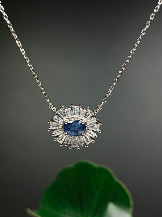 Elegant S925 Silver Sapphire Embedded Necklace - Fine smykker