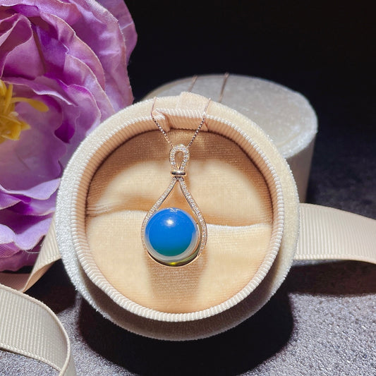 Pendentif ambre bleu dominicain intégré en or 18 carats - Bijoux uniques