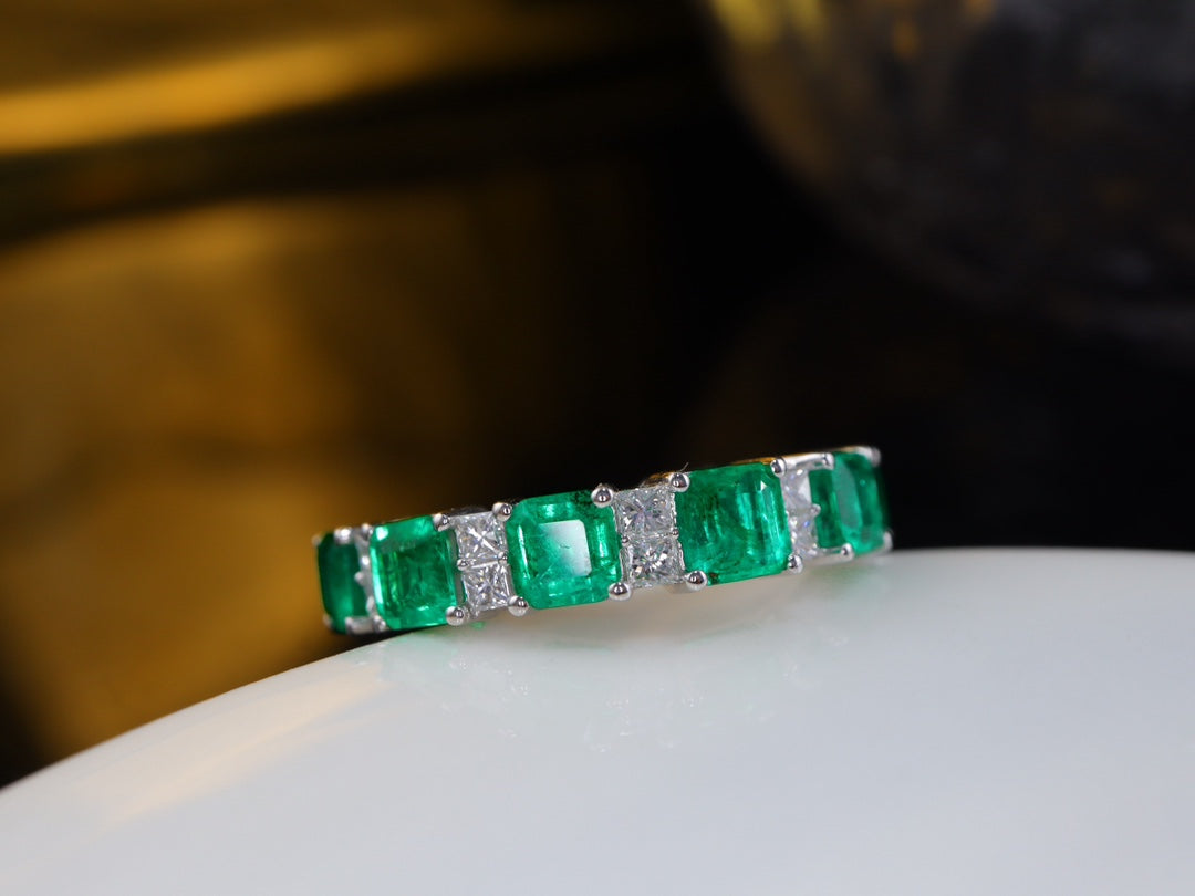 Panjshir Smaragd-Diamant-Pavé-Ring – Premium-Schmuckkollektion