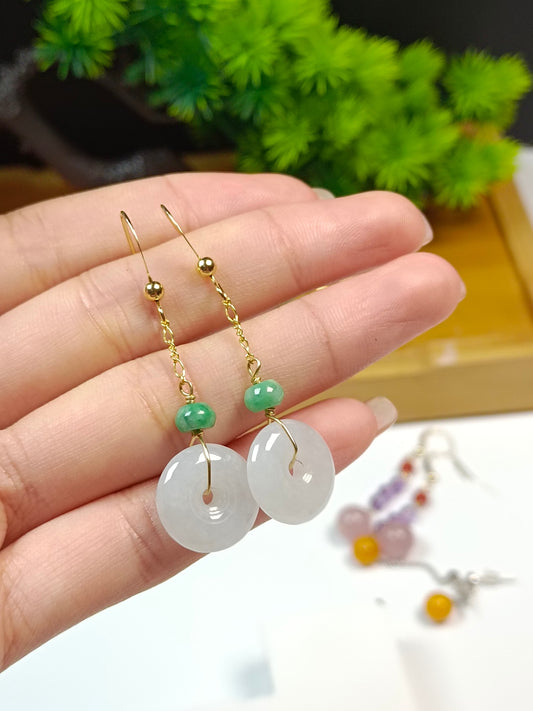 Elegante naturlig Jadeite Ping An Kou 14K gull øredobberkroker - Håndlagde smykker