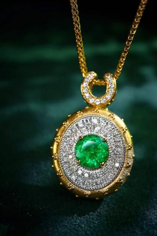 Colgante de esmeralda Panjshir: una pieza de joyería de lujo