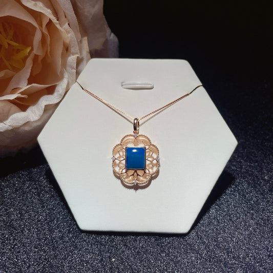 Pendentif en ambre bleu dominicain intégré en or 18 carats – Bijoux exquis pour l'élégance au quotidien