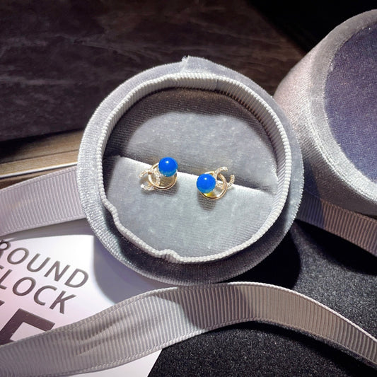 18K 金嵌入式多米尼加蓝琥珀耳环 - 完美的珠宝之选