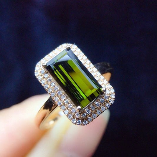 High-End Bixi Ring in 18K Gold with South African Diamonds - A Masterpiece of Jewelry