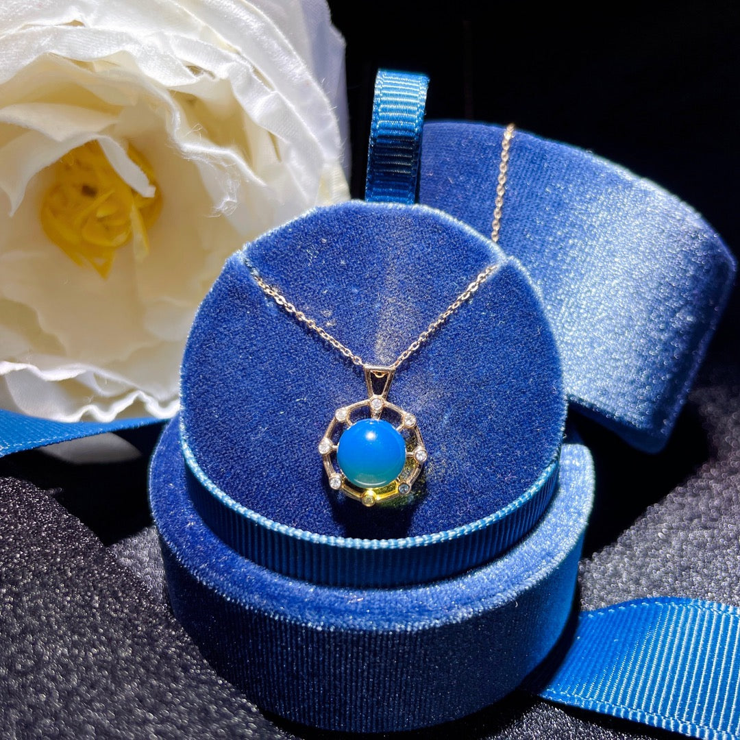 Zarif 18 Ayar Altın Gömülü Dominik Mavisi Kehribar Kolye - Benzersiz Takı