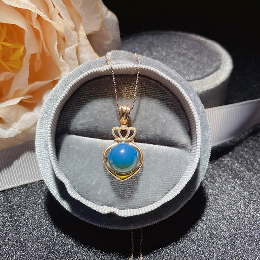 Exquis pendentif en ambre bleu dominicain intégré en or 18 carats - Bijoux uniques