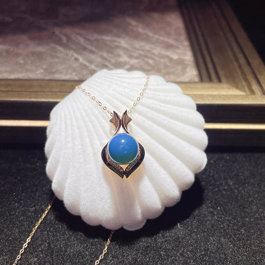 Pendentif ambre bleu dominicain intégré en or 18 carats - Bijoux uniques