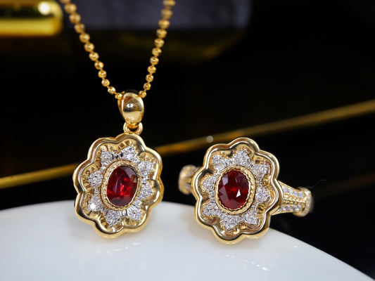 Vintage Pigeon's Blood Ruby Ring - Premium korukokoelma
