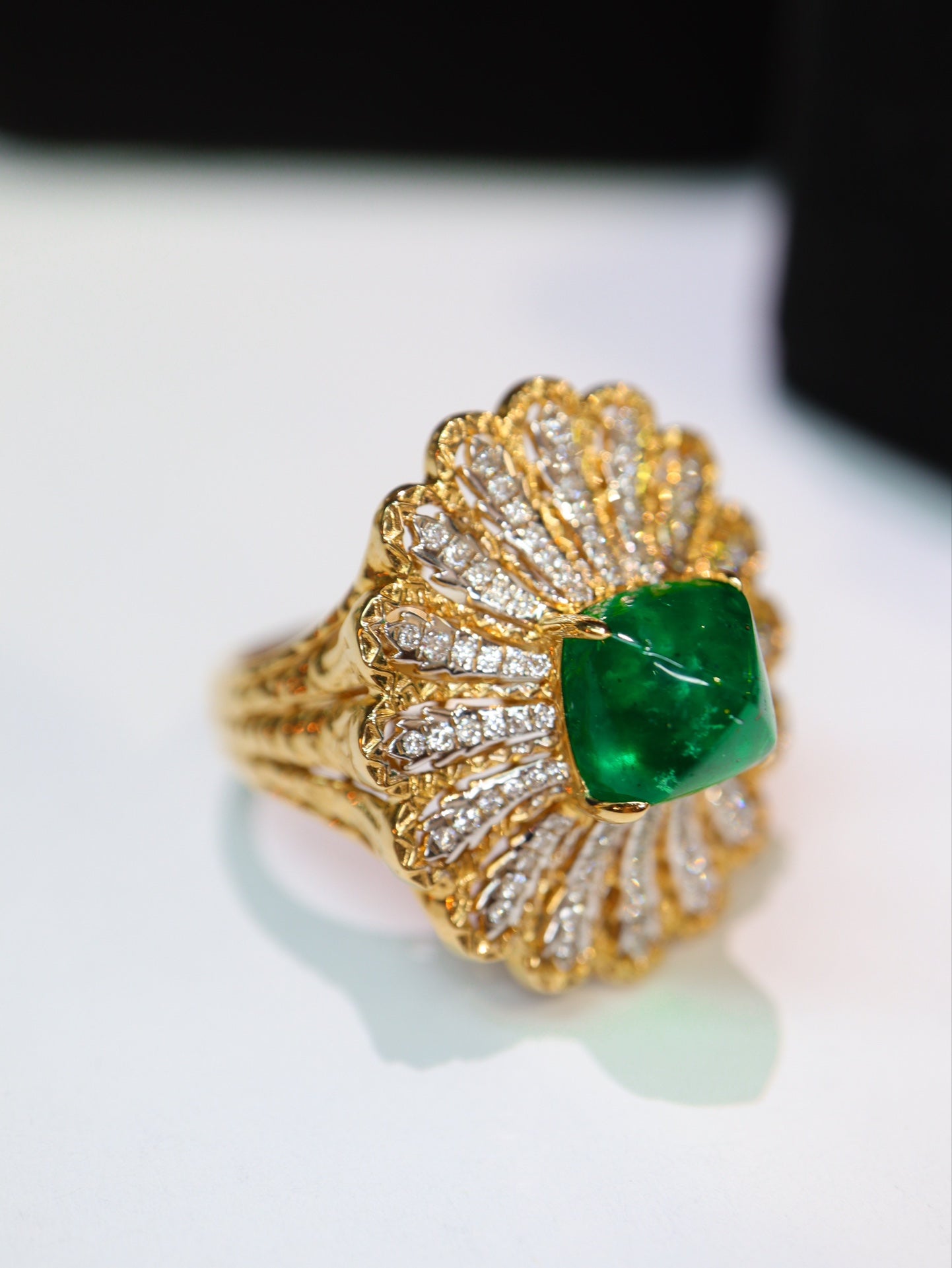 Swat Sugar Tower Smaragd-Design-Ring – einzigartiger handgefertigter Schmuck