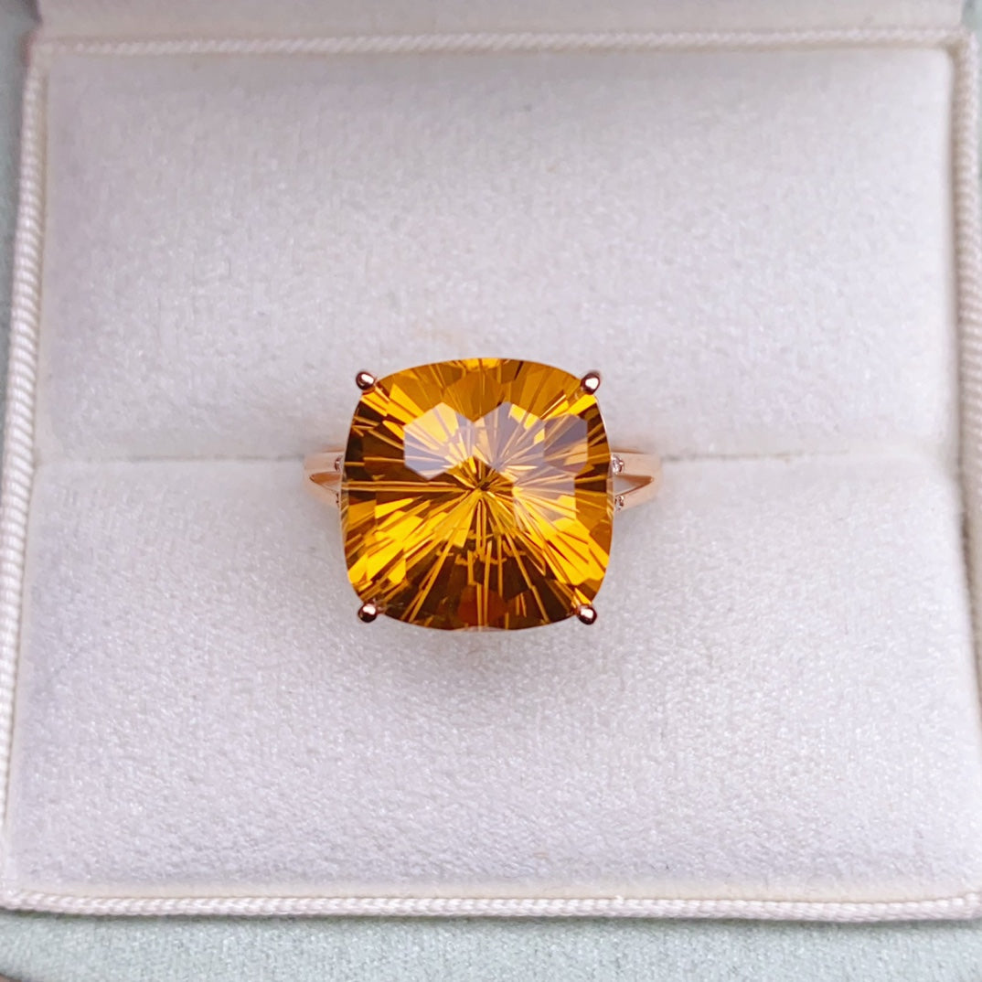 Glorioso anillo de citrino amarillo: una joya impresionante