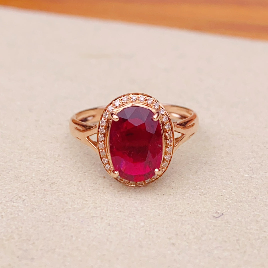 Cincin Turmalin Merah yang Indah - Simbol Keberuntungan dan Keceriaan dalam Barang Kemas