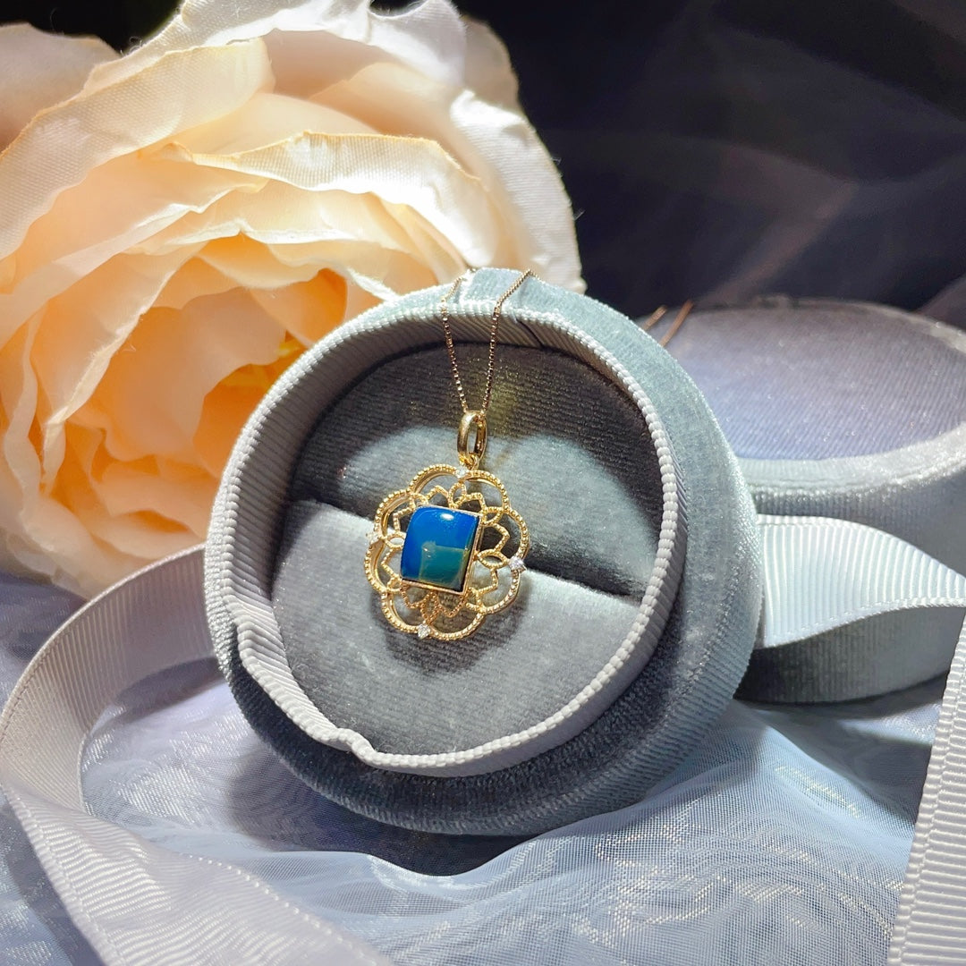 Pandantiv rafinat din aur de 18K încorporat cu chihlimbar albastru dominican - bijuterii