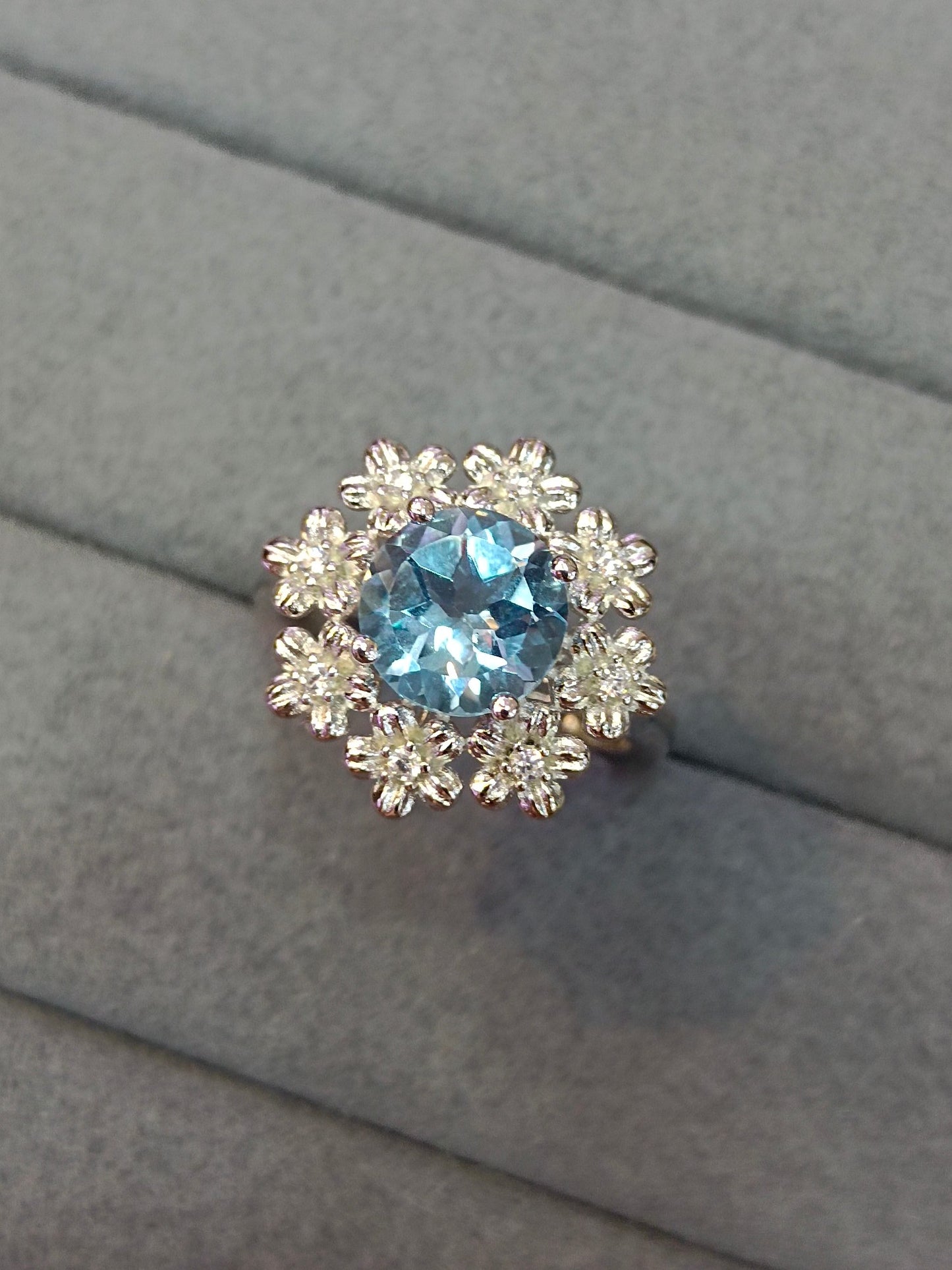 Anello in argento S925 con fiori ricchi di topazio squisito - Gioielli eleganti