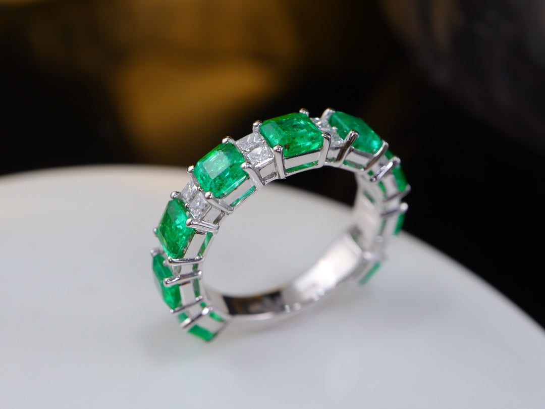 Panjshir Smaragd-Diamant-Pavé-Ring – Premium-Schmuckkollektion