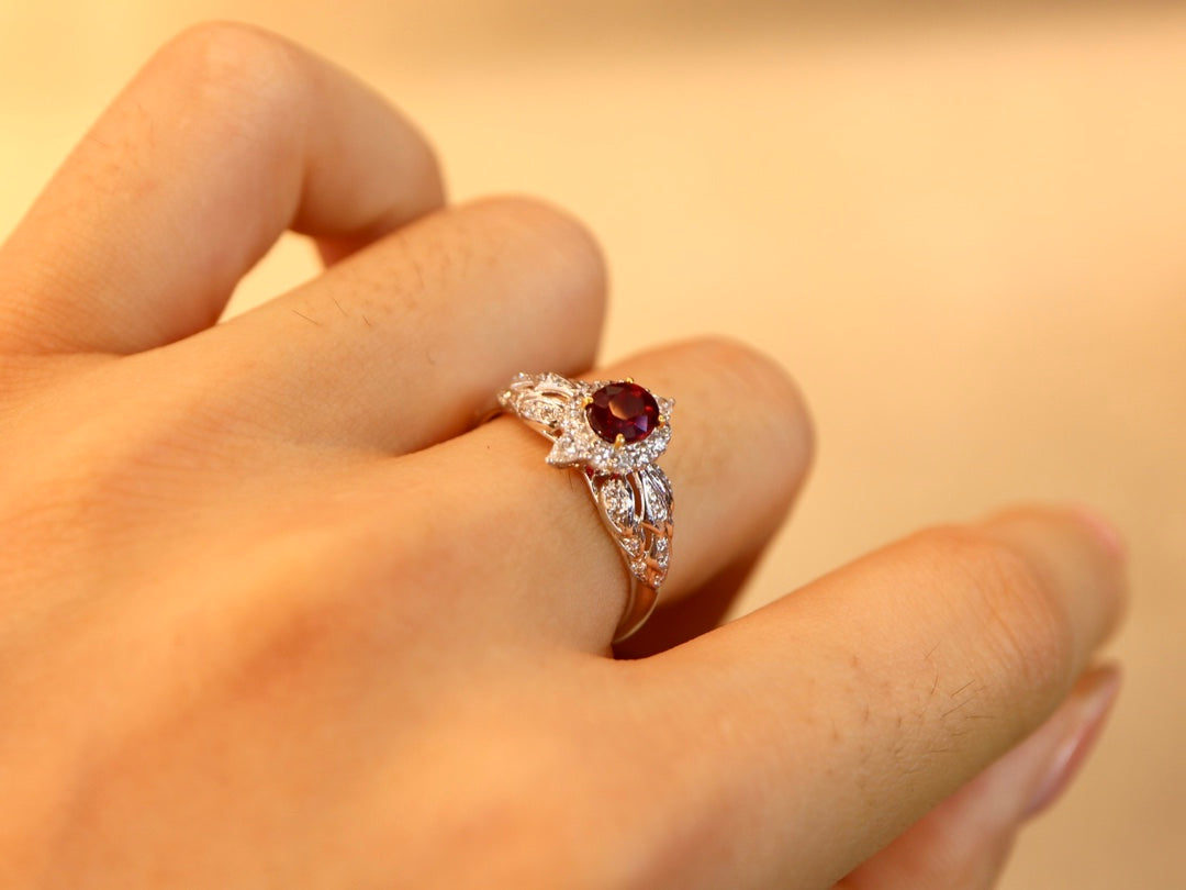 Lyxig Pigeon Blood Ruby Ring - Fine Jewelry Collection