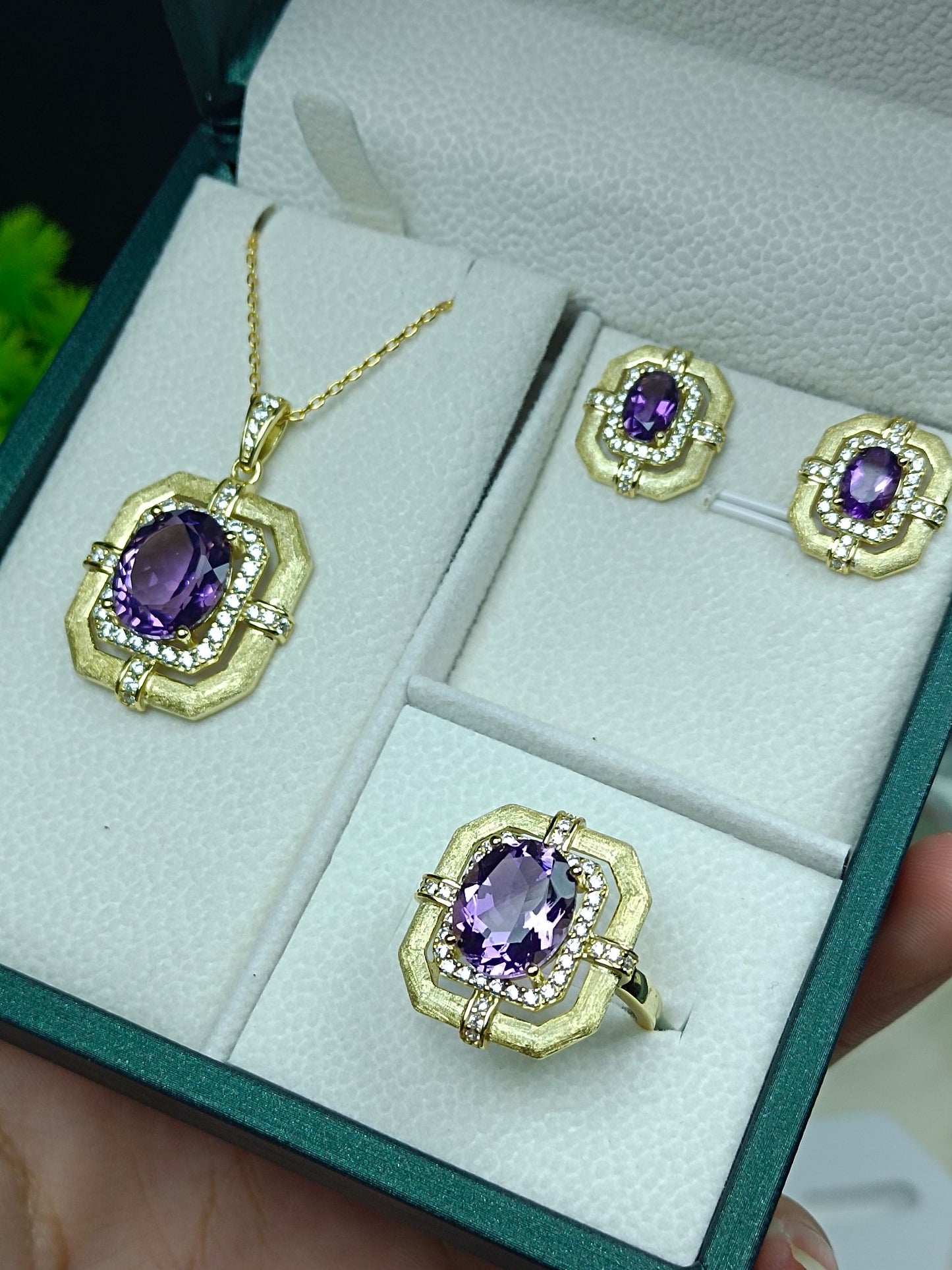 Exquisite S925 Silver Embedded Amethyst Luxury Jewelry Set