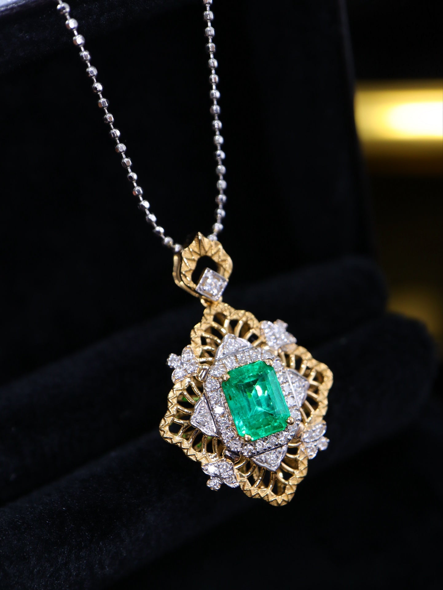 Buccellati klassischer gravierter Anhängerschmuck