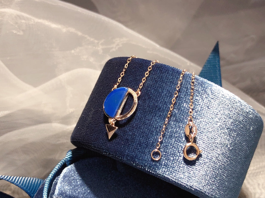 Colar minimalista de âmbar azul dominicano 18K - joia elegante e atemporal
